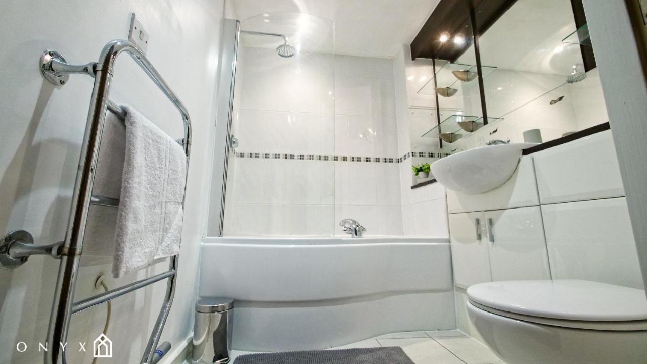 Onyx Bullring Stunning Large Spacious City Centre Apartment 버밍엄 외부 사진